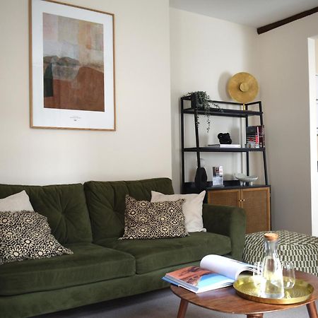 Elegant Apartment On Historic Cobbled High St Shrewsbury Town Centre Eksteriør bilde