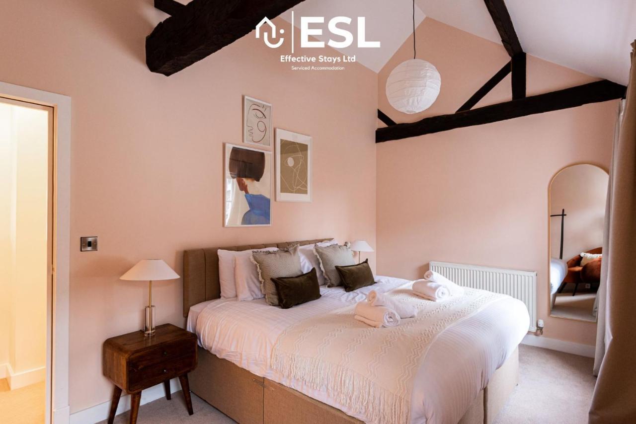 Elegant Apartment On Historic Cobbled High St Shrewsbury Town Centre Eksteriør bilde